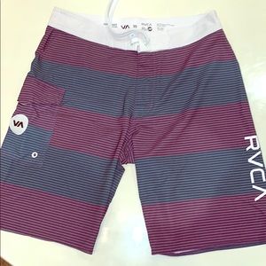 Men’s swim shorts/board shorts